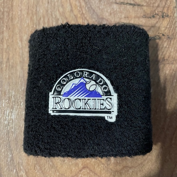 New Colorado Rockies Wrist Band - Picture 1 of 3